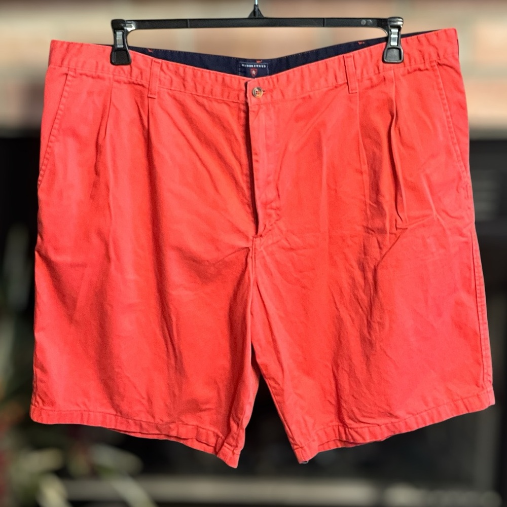 Saddlebred men’s pleated front shorts, size 44